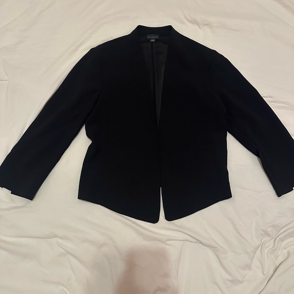Ann Taylor Elegant Black Women's Blazer/ Suit Jacket